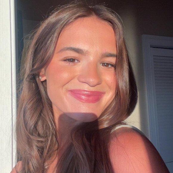 Meet your Posher, Sophia - Picture 1 of 1